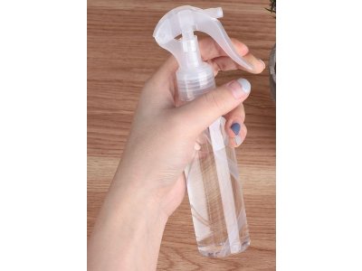 Praktický mikro rozprašovač do terária 200 ml