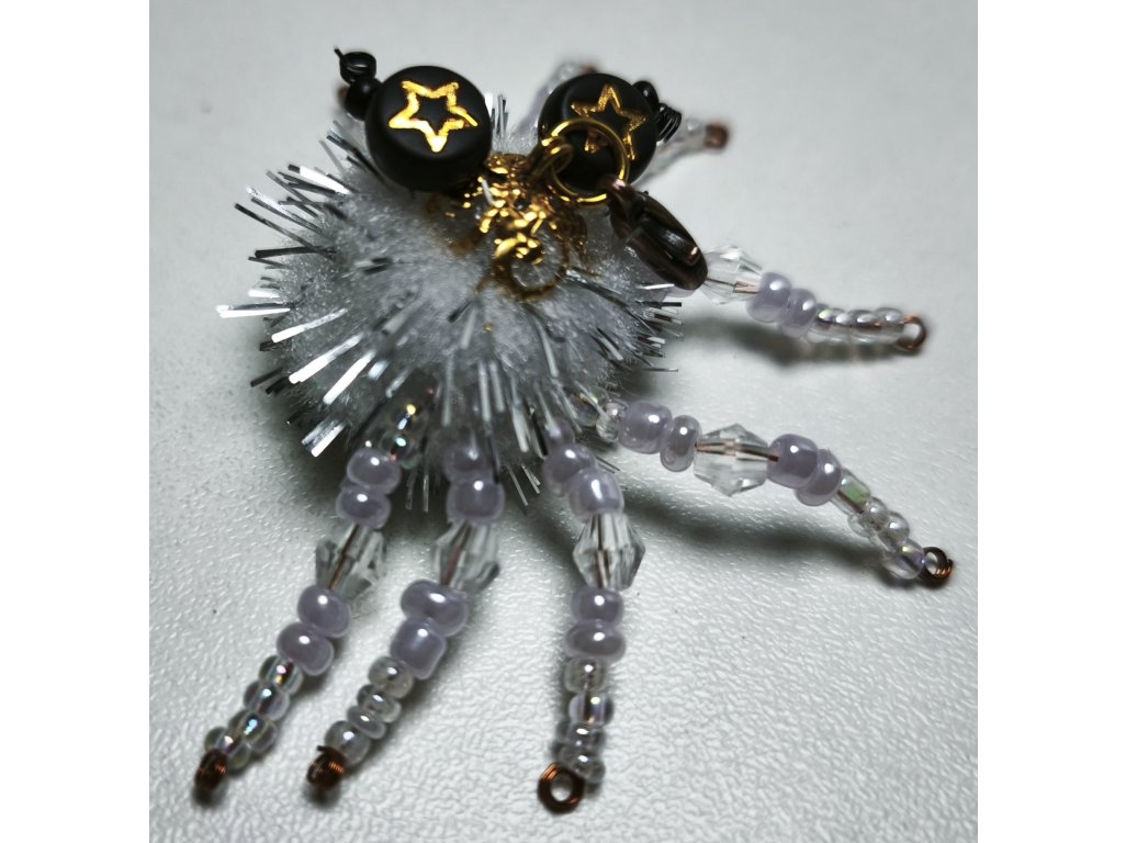 Ručne vyrobený originálny prívesok - skákavka /5 farieb/